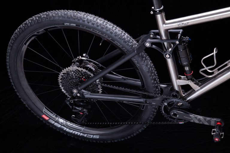 alle-sram-mountainbike-groepsets-op-een-rij-fietsportaal